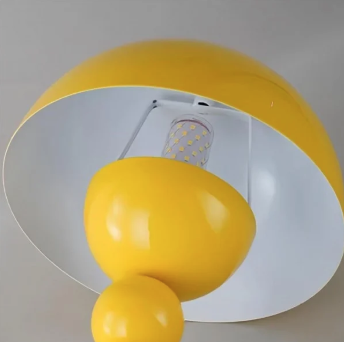 NORDIC FLOWER BUDS COLORFUL PORTABLE TABLE LAMP